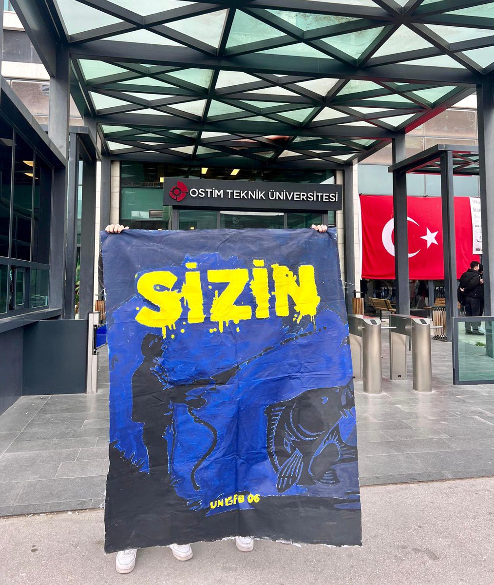 UNIGFB06's tweet photo. SİZİN BİZİ YENMENİZ NE MÜMKÜN ? 😁 #UNIGFB https://t.co/vLm1Eb9oxB