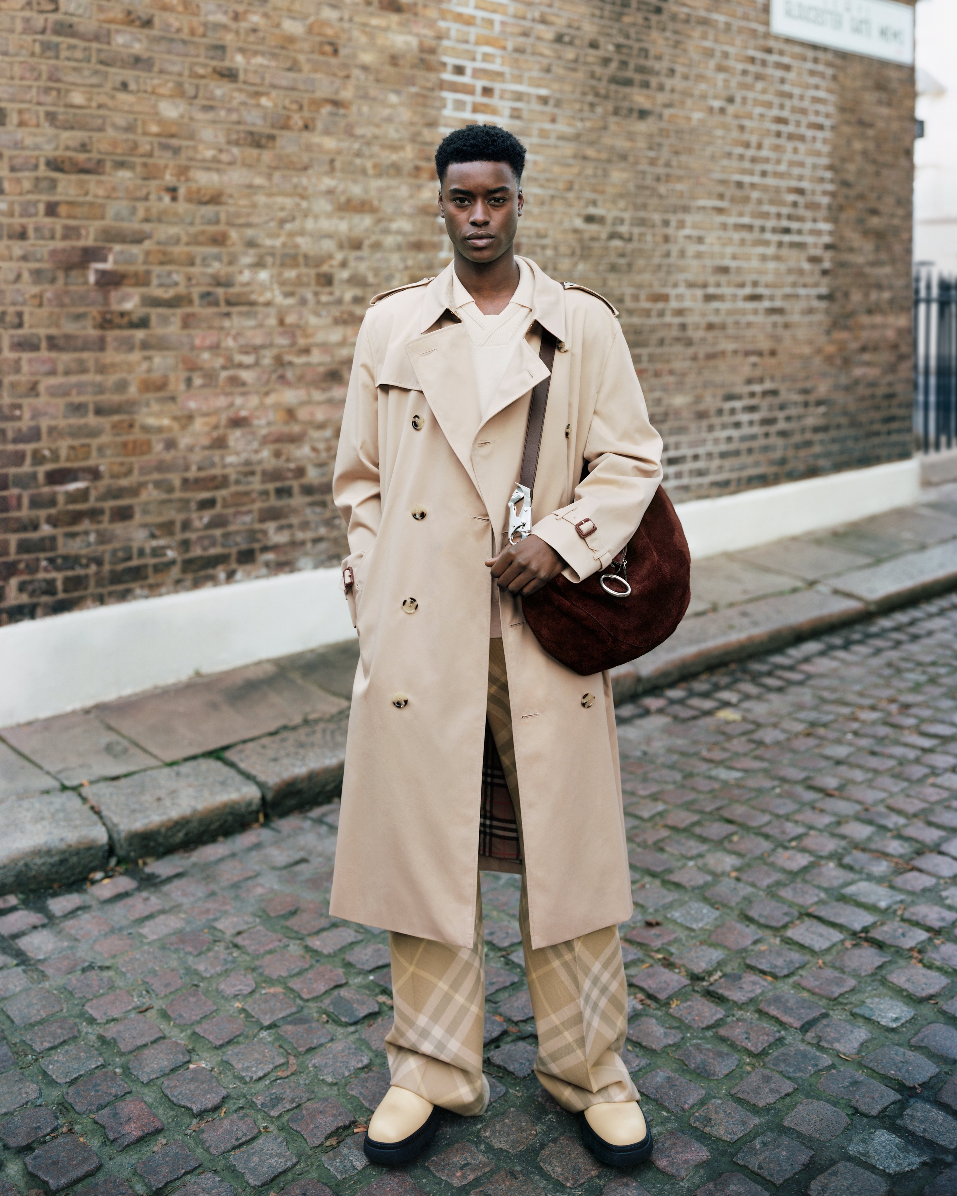 Burberry trench coat honey hotsell