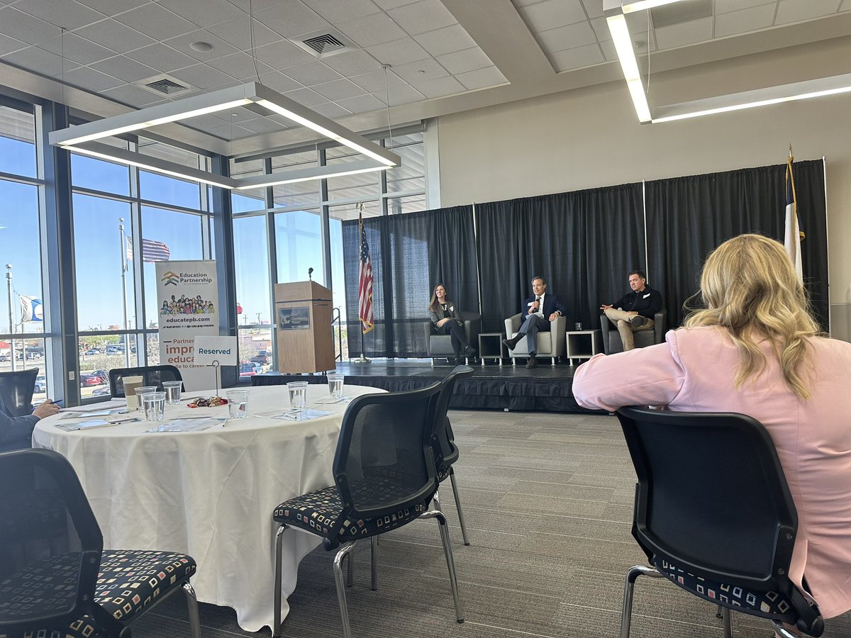 Latimer1Kristi's tweet image. Very encouraging and informative meeting @OdessaCollege “The Workforce Advantage: Supporting Quality Childcare for Business Success”
@cjquintela41 @Cconner0816 @PervisEvans @VP1TrueAnderson