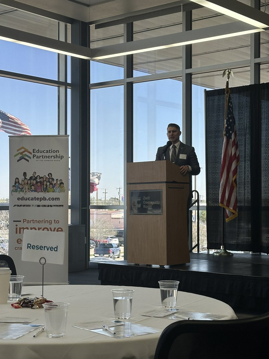 Latimer1Kristi's tweet image. Very encouraging and informative meeting @OdessaCollege “The Workforce Advantage: Supporting Quality Childcare for Business Success”
@cjquintela41 @Cconner0816 @PervisEvans @VP1TrueAnderson