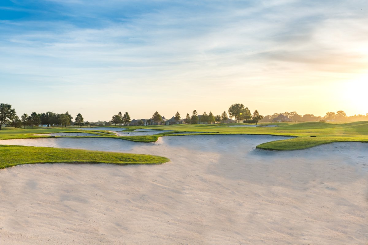 🏌️ Did you know that Lafourche Parish is home to a premier golf course on the Louisiana Audubon Golf Trail? @LaTourgolf in Mathews is a premiere 18-hole course designed by PGA tour champion @davidtomsgolf 🤩 Learn more and book your tee time HERE ➡️ bit.ly/3IQ3cu3