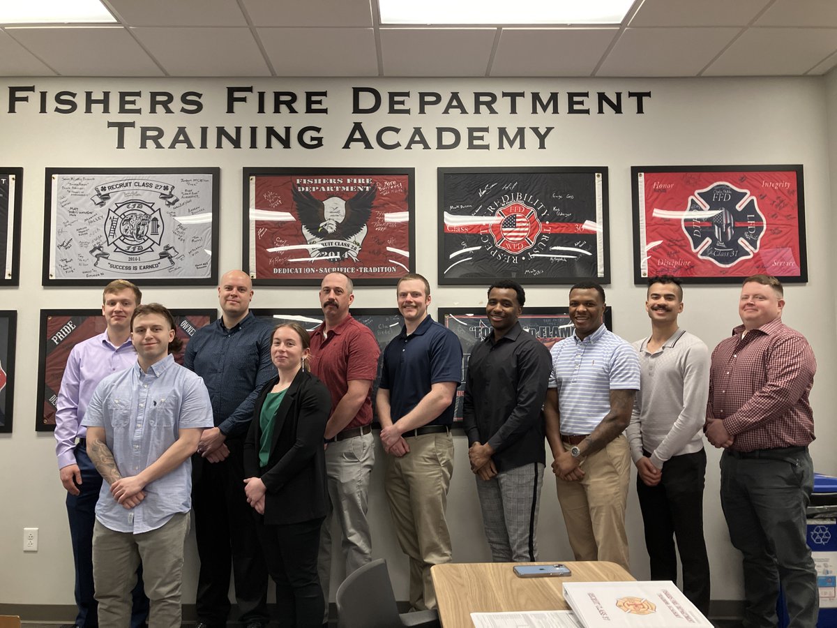 FishersFireDept's tweet image. Today we welcomed 10 new recruits to the team! Your commitment to serving and protecting our community is highly commendable. 🚒 #fishersfire