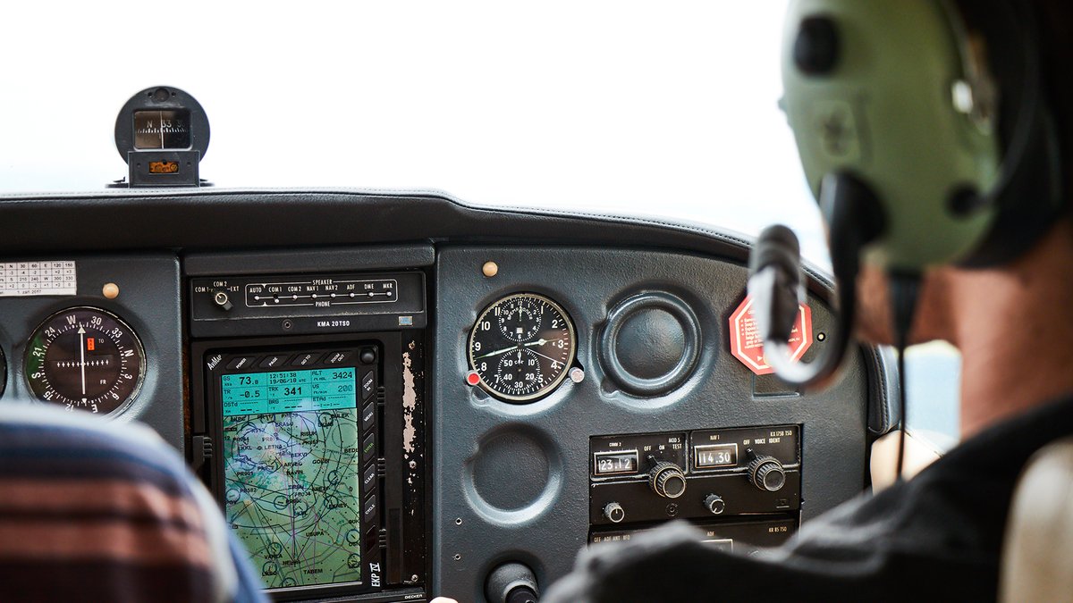 Join us in a study to collect pilot data for computational models of pilot performance. To participate, you must be a licensed pilot or a student pilot who has completed training on basic tasks. You will receive $15 for your time (approx. one hour). bit.ly/3SoTC7m