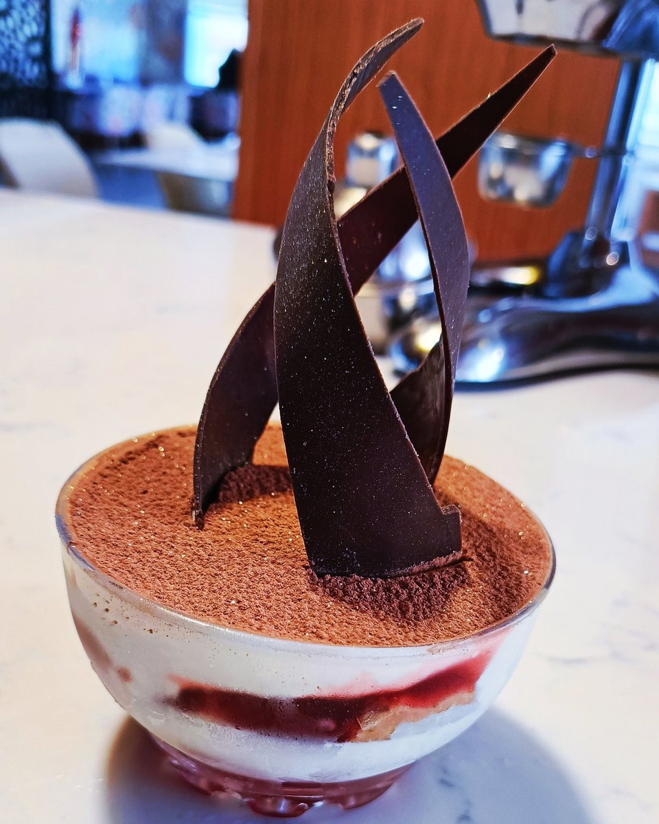 DailyHikma17's tweet photo. Verrine Tiramisu@DailyHikma17 https://t.co/sZJsZlGFoL