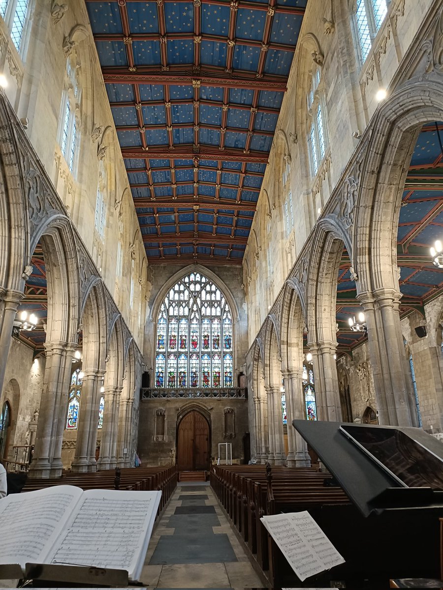 What a gorgeous ceiling for stop #2 for @FacadeEnsemble Lent Tour in beautiful @StMarysBeverley