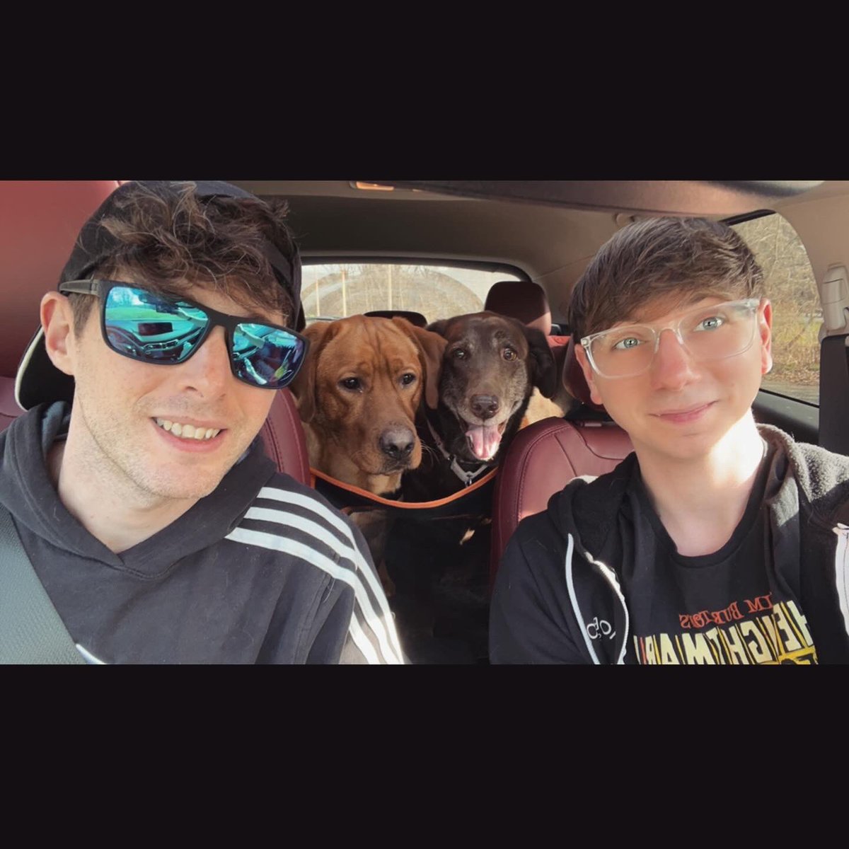 Ricky_George3's tweet photo. Happy Birthday Tim !!! I’m so blessed to have you in my life! Thank you for always being there for me! I don’t know what I would do with out you! I hope you have the best birthday ever! Looking forward to many more to come! Love you so much! 👨🏼‍🤝‍👨🏻 https://t.co/MyccLRaefh
