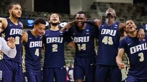 LUKEGRAY20244's tweet photo. Blessed and humbled to receive a scholarship offer from Oral Roberts University!! Huge thank you to @RussellSpringm1 and the entire @ORUMBB staff for believing in me!!! @ocssaintshoops @TeamGriffinEYBL @kellenmccoy33 @CoachBWeaver @VerbalCommits @247Sports https://t.co/afoWJkJ1fY