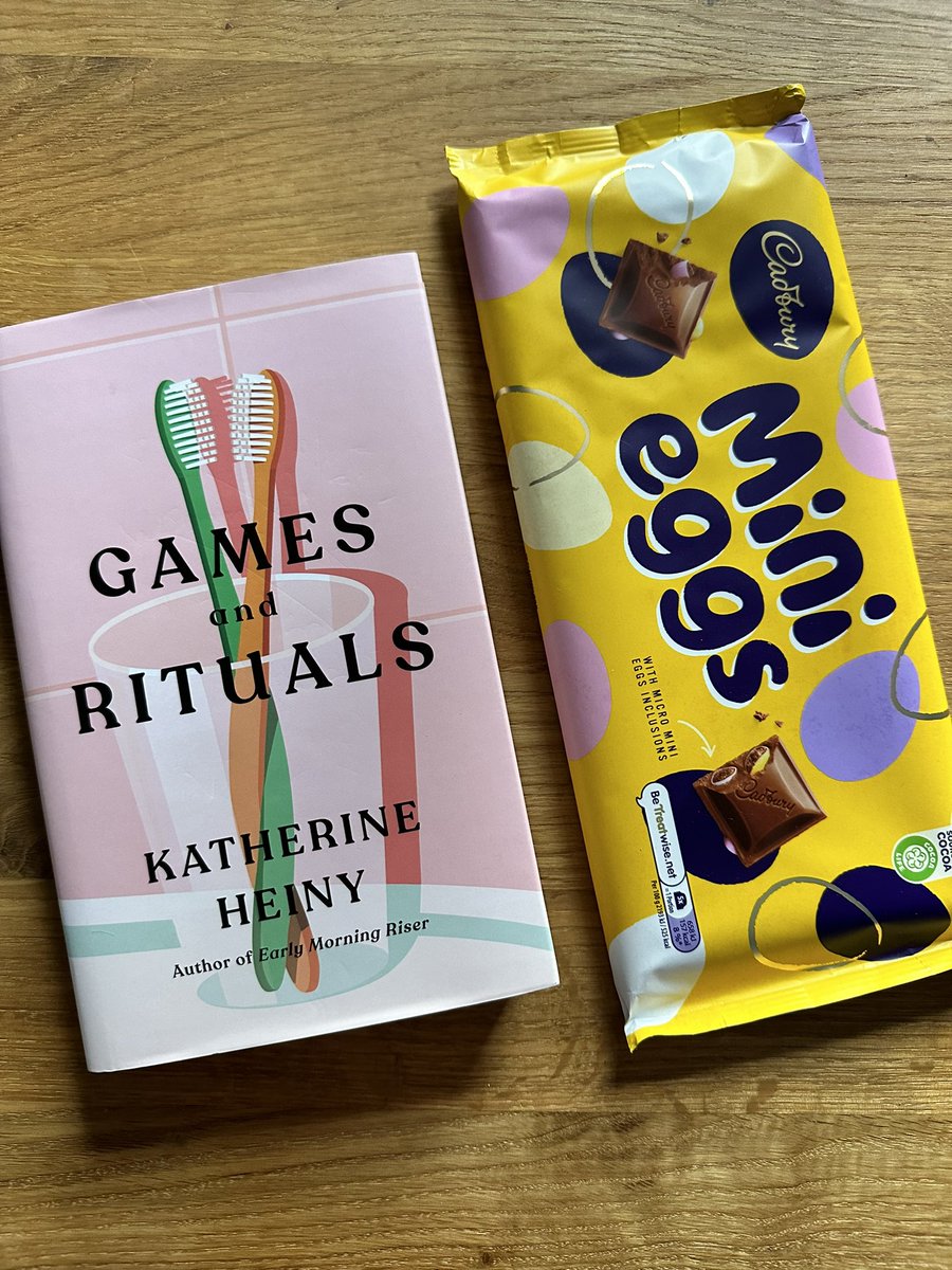 🚨🚨 Giveaway Time!! 🚨🚨

A hardback of #GamesAndRituals, a fab short story collection from Katherine Heiny, and a GIANT Mini Eggs bar!!

To enter, follow me, RT this tweet &amp; tag a friend you’d share the bar with (you would, right?!) 🙌🏻

UK only, entries close midnight 31 March.