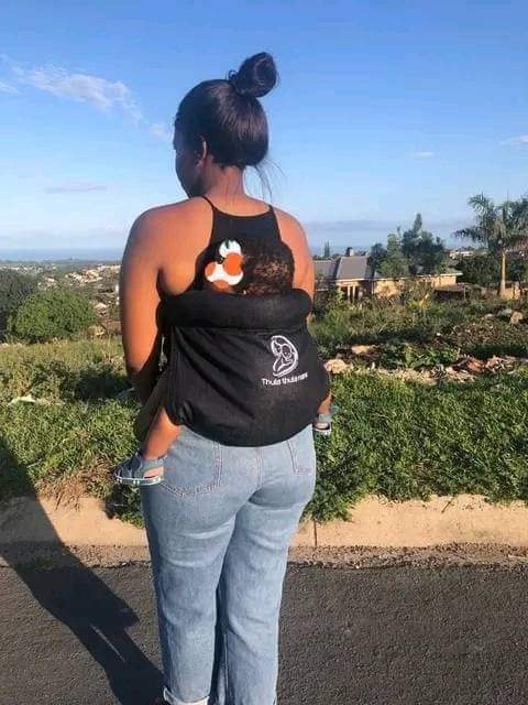 Thula thula nana is a baby brand, of imbeleko (traditional baby carrier) and clothing