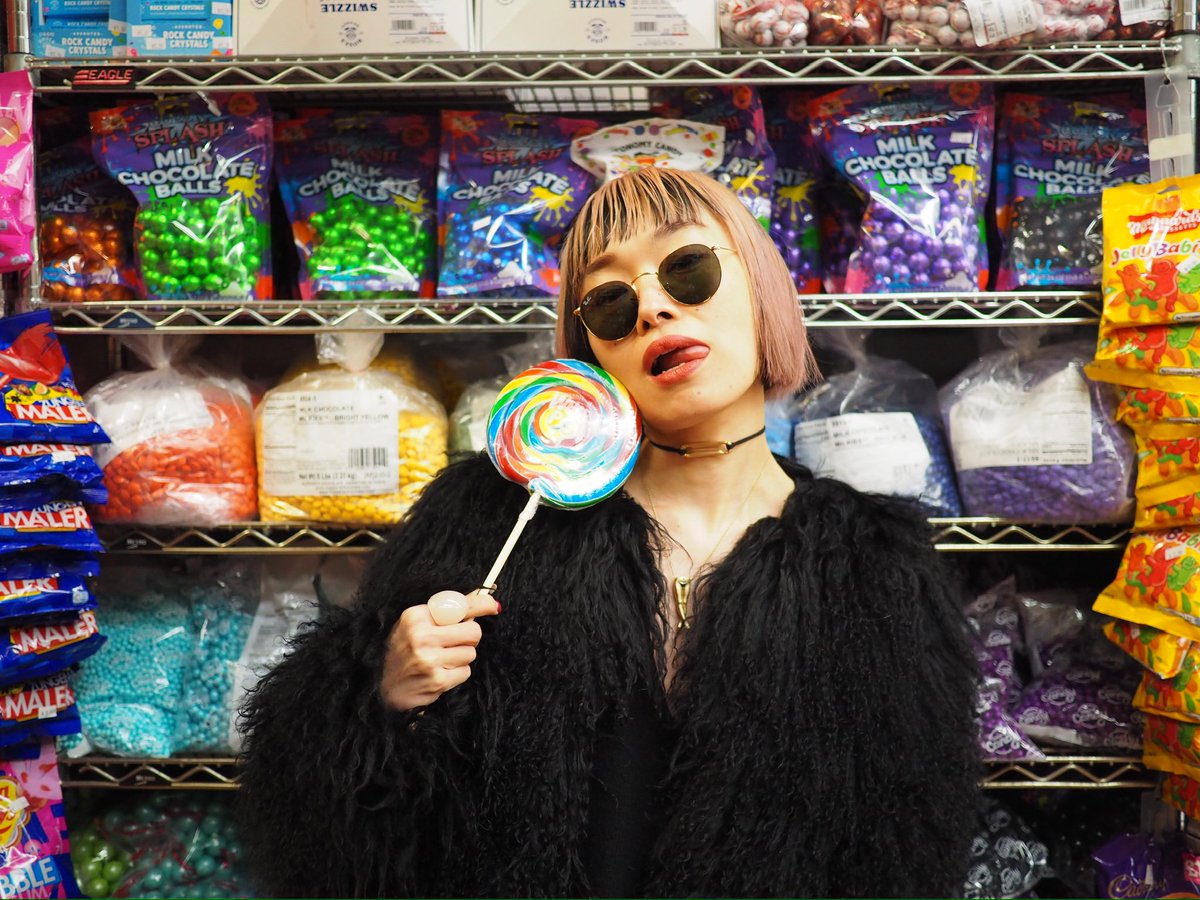 Emergency Tiara tweet media