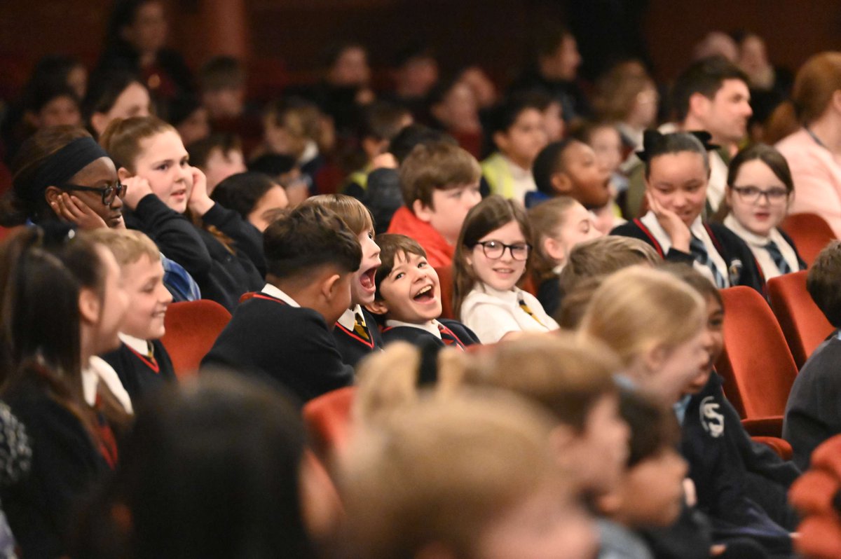 900 schoolchildren 18 local primary schools 3 amazing authors A wonderful day of school events thanks to the brilliant @FrankCottrell_b and the terrific twosome @kwebberwrites and @kevtsang Thanks to @ace_national @RoehamptonUni @axisfoundation for their generous support