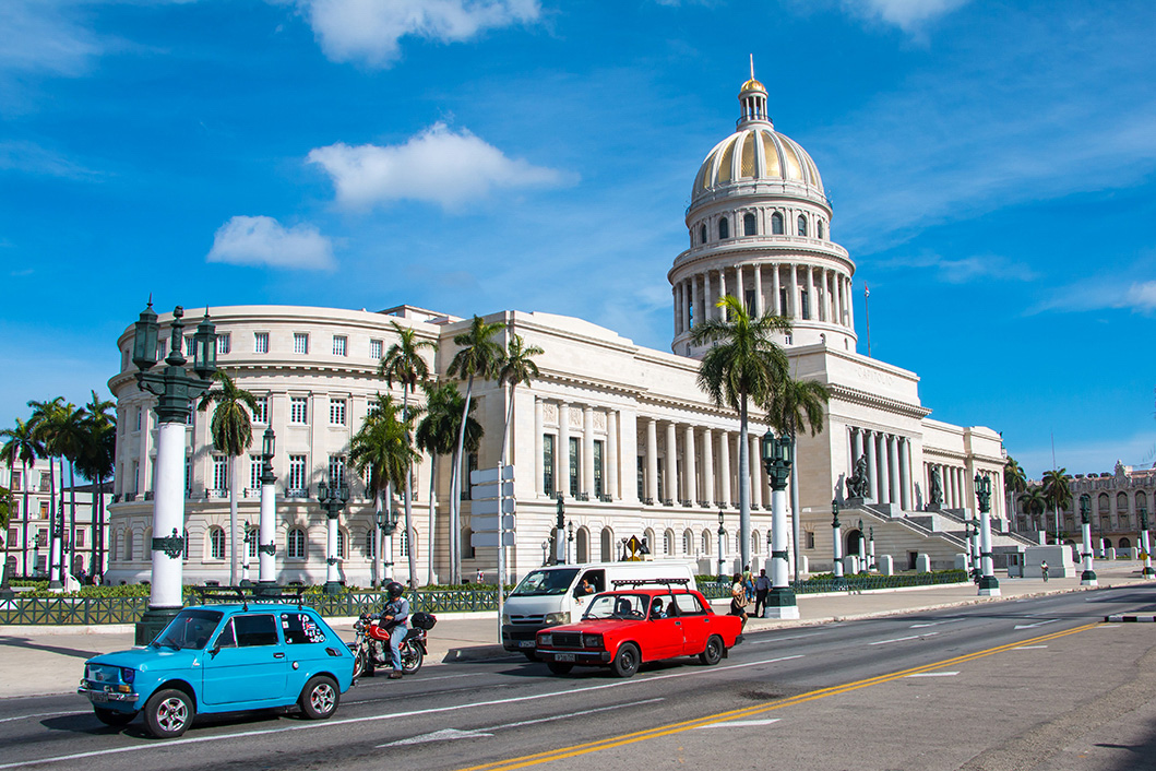 La Habana a todo color🌈🌈🌈

#Cuba #CubaTuDestinoSeguro