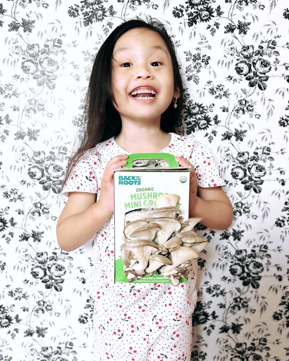 Their proudest moment, and your easiest at-home STEM lesson. 📚 An interactive way to keep their minds active during Spring Break, don't forget to tag your Back to the Roots purchase with #GrowOneGiveOne and we’ll donate a product to the classroom of your choice.