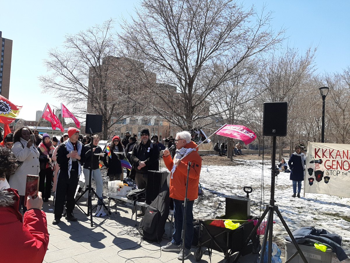 CUPE Ontario (@cupeontario) on Twitter photo Showing up for striking CUPE 3903 members and their right to picket free from <a href="/TorontoPolice/">Toronto Police</a> Service harassment @ York University. Thanks to <a href="/DesmondCole/">Negro Frolics</a> Faith Nolan <a href="/OPSEU/">OPSEU</a> <a href="/psac_afpc/">PSAC-AFPC</a> <a href="/psac_afpc/">PSAC-AFPC</a> <a href="/YUFAyorku/">YUFA</a> #noprideinpolicing for bringing the energy! Showing up for striking CUPE 3903 members and their right to picket free from <a href="/TorontoPolice/">Toronto Police</a> Service harassment @ York University. Thanks to <a href="/DesmondCole/">Negro Frolics</a> Faith Nolan <a href="/OPSEU/">OPSEU</a> <a href="/psac_afpc/">PSAC-AFPC</a> <a href="/psac_afpc/">PSAC-AFPC</a> <a href="/YUFAyorku/">YUFA</a> #noprideinpolicing for bringing the energy!