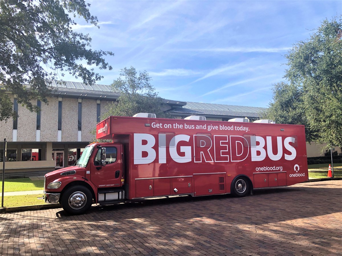 Tomorrow ❤️ The @my1blood bus will be outside City Hall on Tuesday, March 26, from 9 a.m. to 2 p.m. Make an appointment, we're all in this together. Walk up or schedule your appointment here - donor.oneblood.org/donor/schedule…