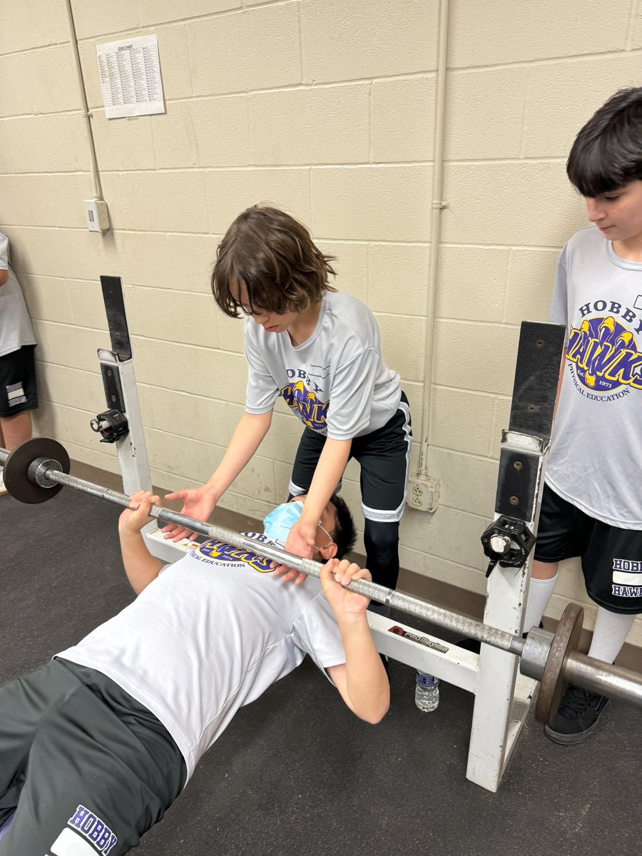 CoachYotter's tweet photo. 6th graders are looking about ready for 7th grade Athletics! Weight lifting fundamentals! @HobbyBoysATH @NISDHobbyHealth @NISHobby #preathletics #hawkpower @NISD_PE https://t.co/t5eq0DhB6q