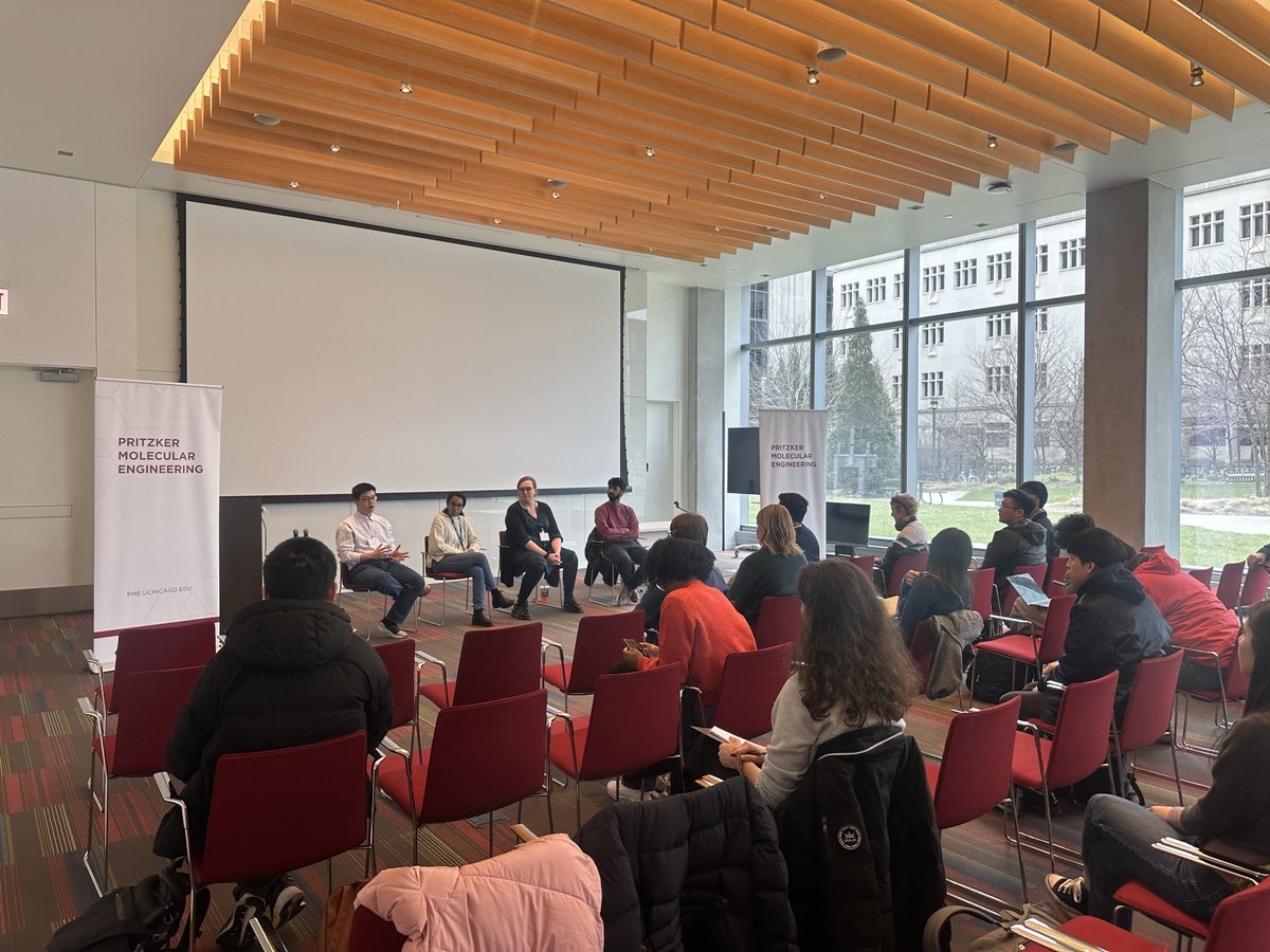 UChicagoPME's tweet image. Last week for the second Admitted Students' Visit, students from all over got the opportunity meet with faculty and staff to learn more about PME and how they can #EngineerTheFuture at @UChicagoPME. 👩‍🔬