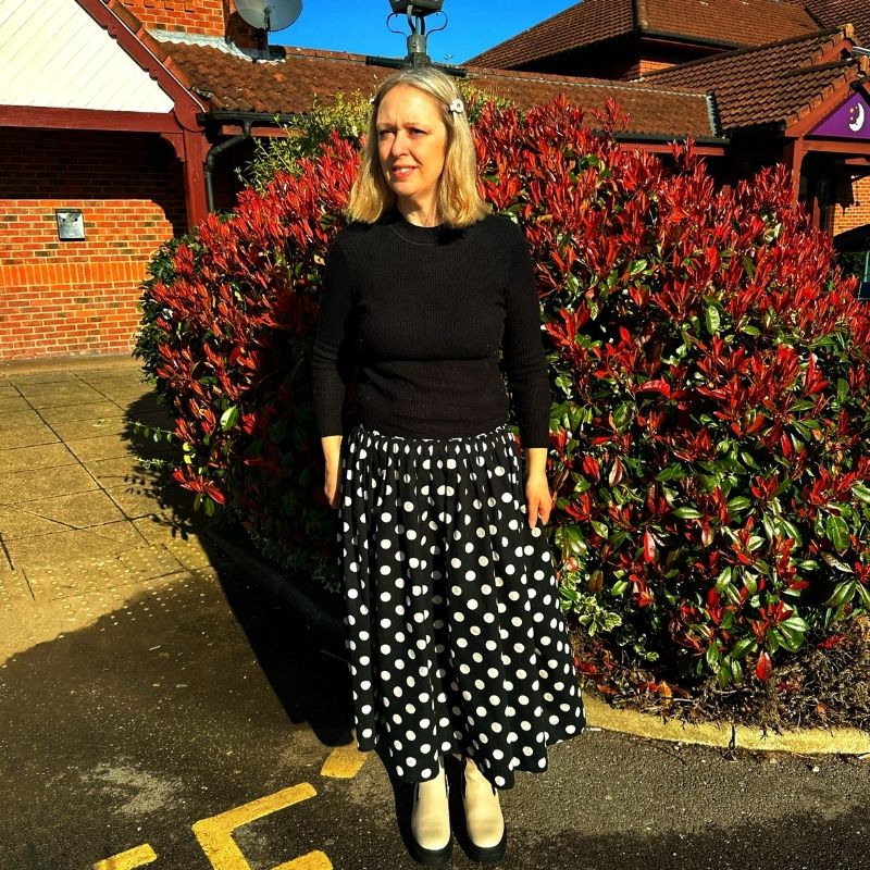 clairejustineo's tweet image. Styling My Cream Long Chelsea Style Boots. With a long floaty polka dot skirt and black jumper.

clairejustineoxox.com/styling-my-cre…

#fashionover50 #styleblog