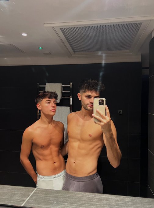 Just finished a workout 💪🏻💦 https://t.co/Z4wO0lxC57