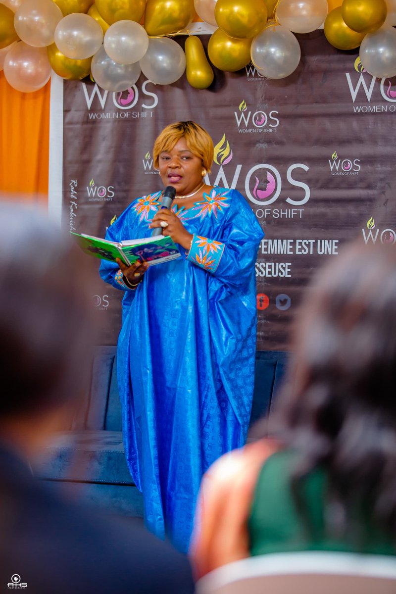 L'incarnation de kimpa vita, la guerrière Josiane MALOBA BANZE très déterminée pour renouer avec l'honneur du haut-katanga.
#unité, sécurité, prospérité.
#arme du développement du haut-katanga.
#mea culpa toujours
#litunda