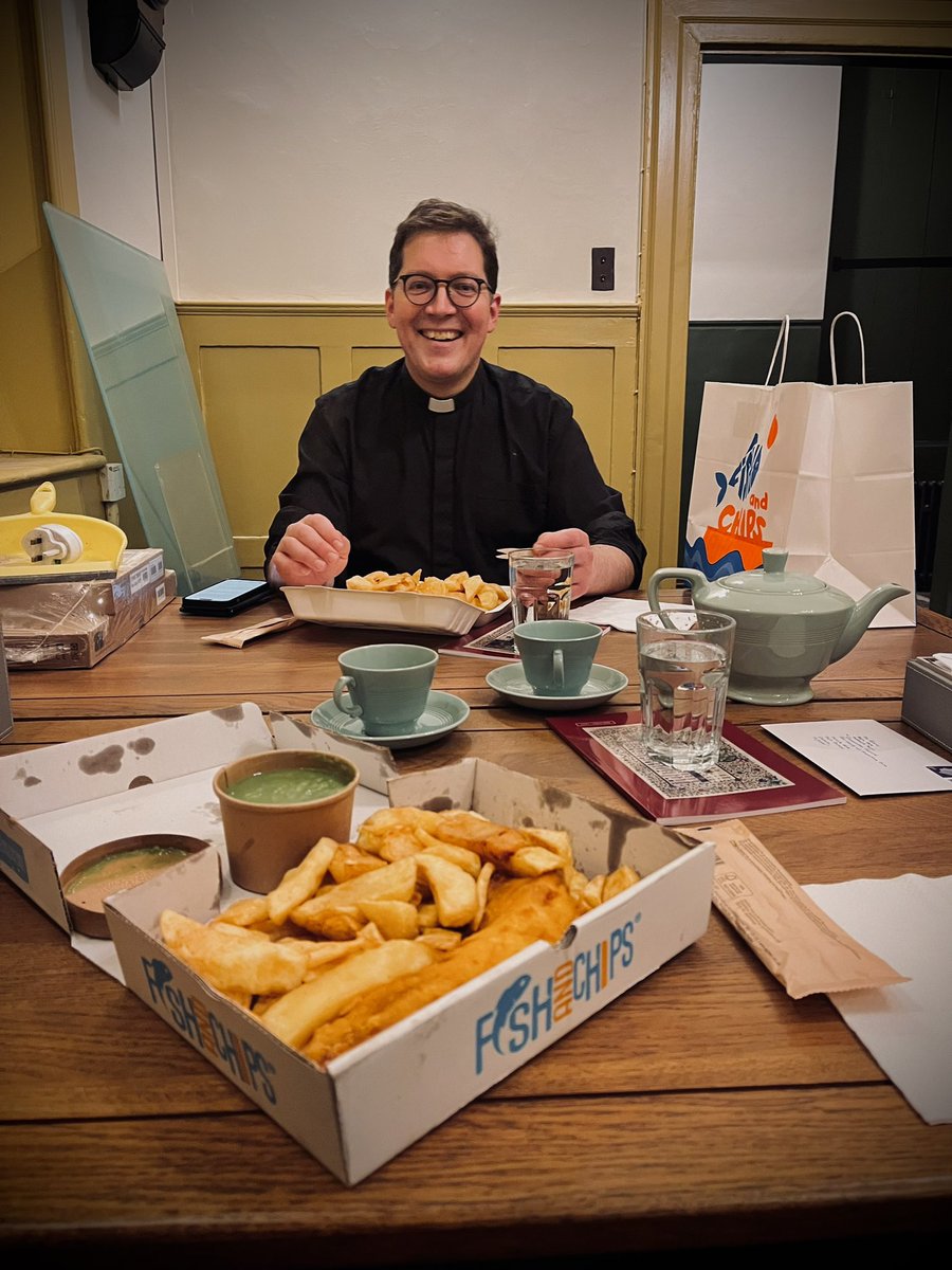 Chippy tea with the curate @PhillipDawson1