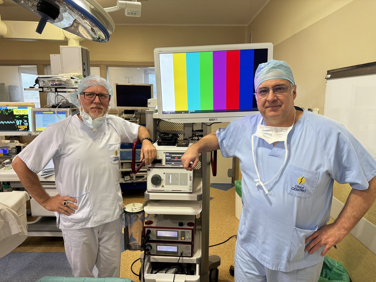 Extremely happy with the new 4k monitor for HoLEP & endoscopy by Richard Wolf, thanks @stefan_gille for the sustained support during my professional lifetime. Crisp details!! @RichardWolfGmbH