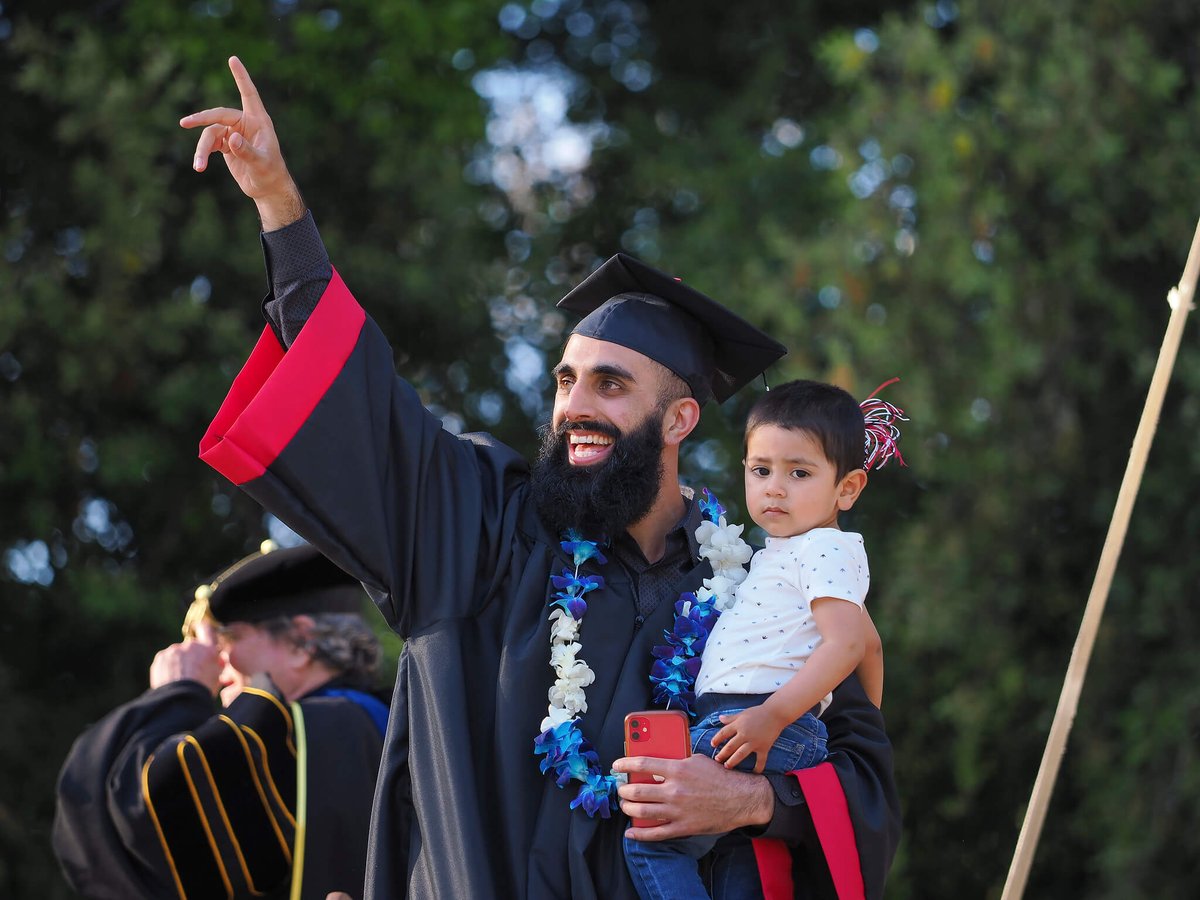 Champions across the CSU have been working tirelessly to ensure #StudentParents have the support and resources they need to persist to graduation. 🎓 Read how #CalState universities aim to better serve student parents through data collection: bit.ly/3xi0A5n