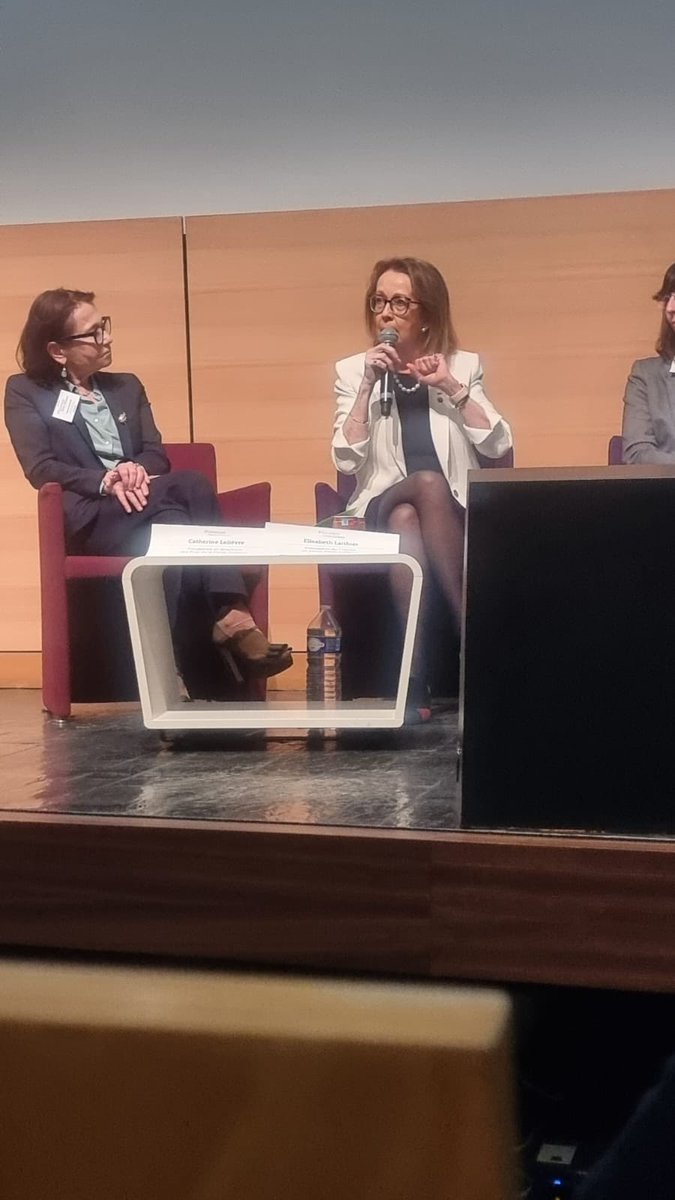 Printemps de la petite enfance.
Table ronde1: place des parents dans les  modes d’accueil collectifs et individuels.
Quel accompagnement à la parentalite leur proposer ?
Table ronde 2: comment recruter des professionnels en nombre et en qualité?exemples d’initiatives innovantes.