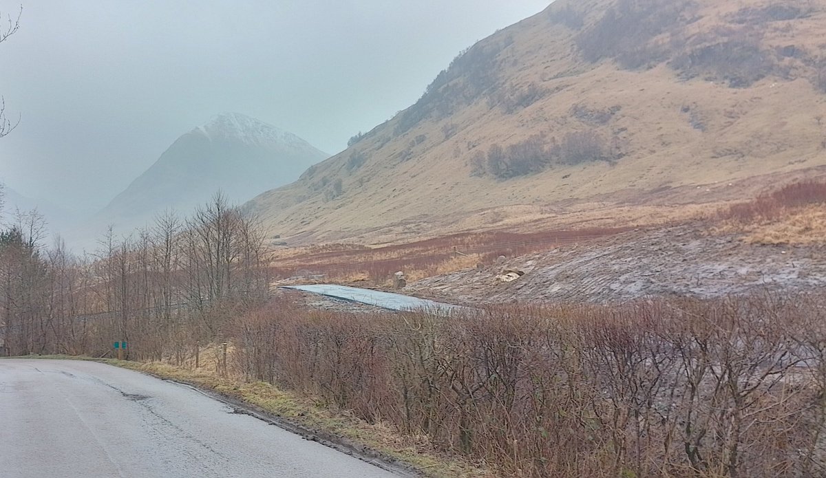 #MoveItForDogs  
Glencoe 4 Miles🥾🥾Visitor Centre trails. 
440 million years old 'the ice-gouged glen'.
WH Murray wrote..'It does have majesty of the wildest kind'.
1st photo-a reconstructed turf house- what a view! 
Quotes from 'Glencoe' by The National Trust for Scotland.