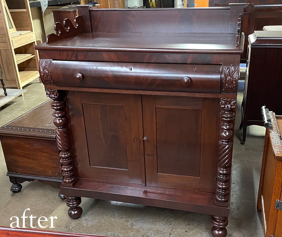 Wowza! 😍

#mumfordrestoration #antiquerestoration #woodrestoration #furniturerepair #antiquerepair #preservation #familybusiness #northcarolina