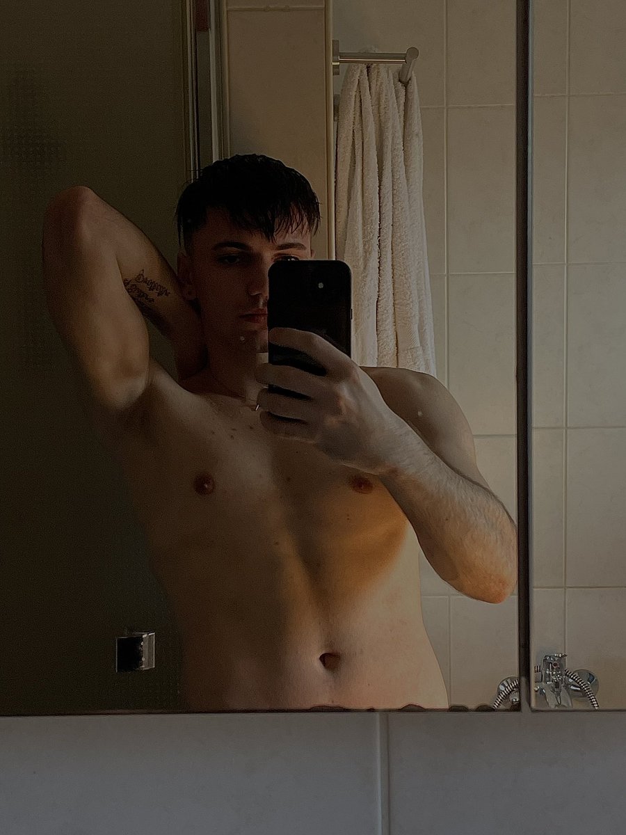 I'm so horny, who's helping me? 😏 Rt if you Bttm and Like if u Top🥵 For more hot content: onlyfans.com/thatspavel