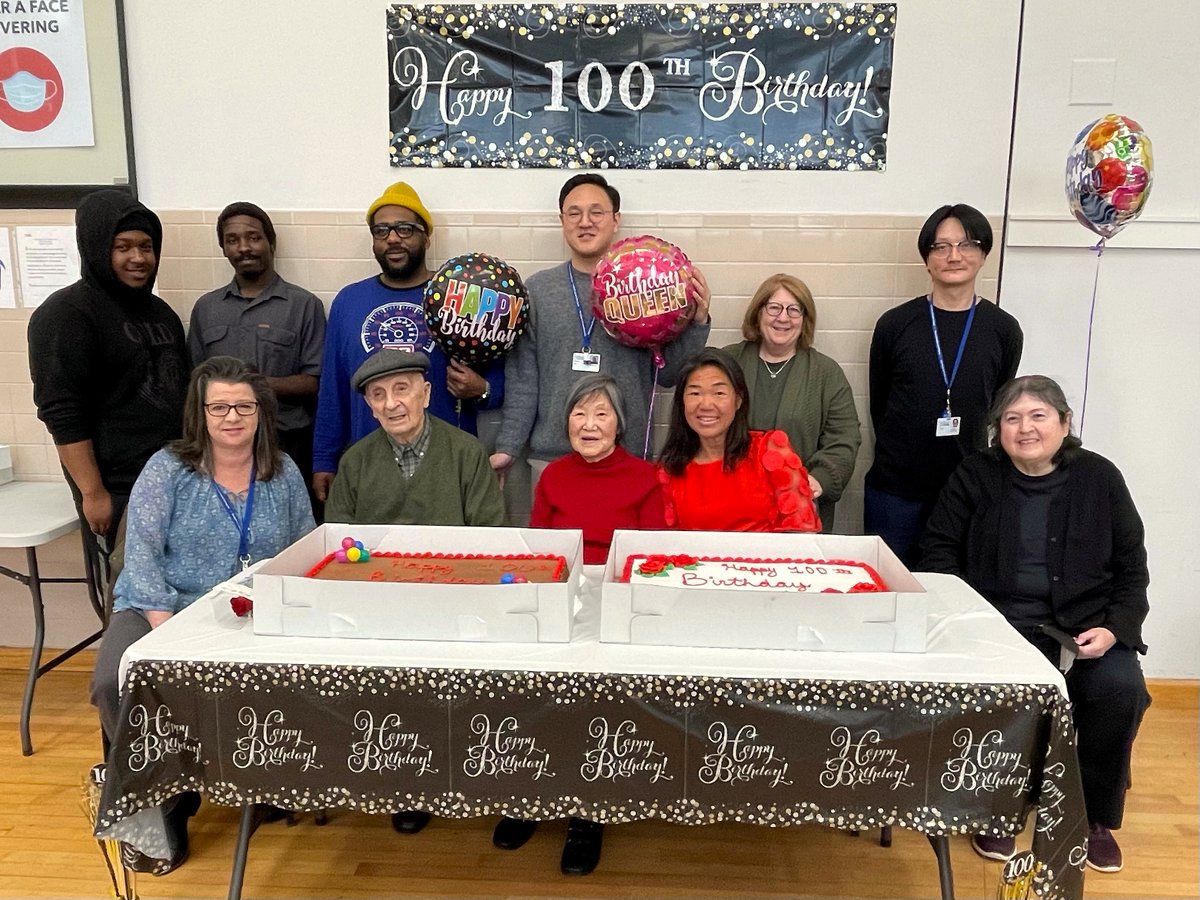 Ming Hwa Lee & Michael Flamen, members of the @SelfhelpNY Clearview Center, recently turned 100. Since I was in Albany for the celebration, my CoS Suzy Monteverdi presented NYS Assembly Citations of Merit to them on my behalf. I wish Ms. Lee & Mr. Flamen continued health & joy.