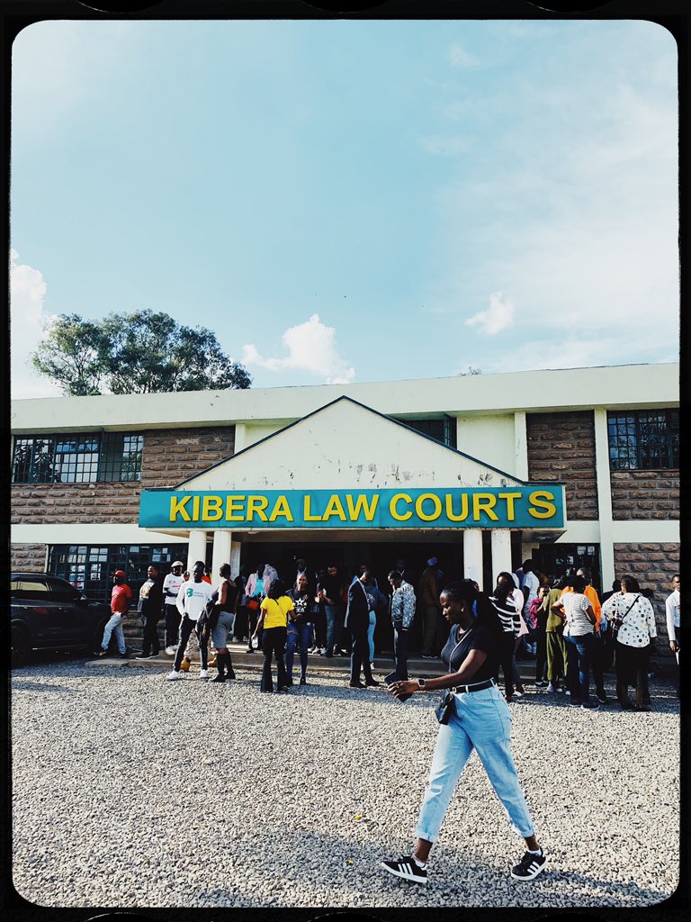 wangoalfred's tweet photo. Been an interesting day witnessing the rule of law in action at the Kibera Law Court, Makina. #VOTP✊🏾 https://t.co/8FXZ6QxlMc