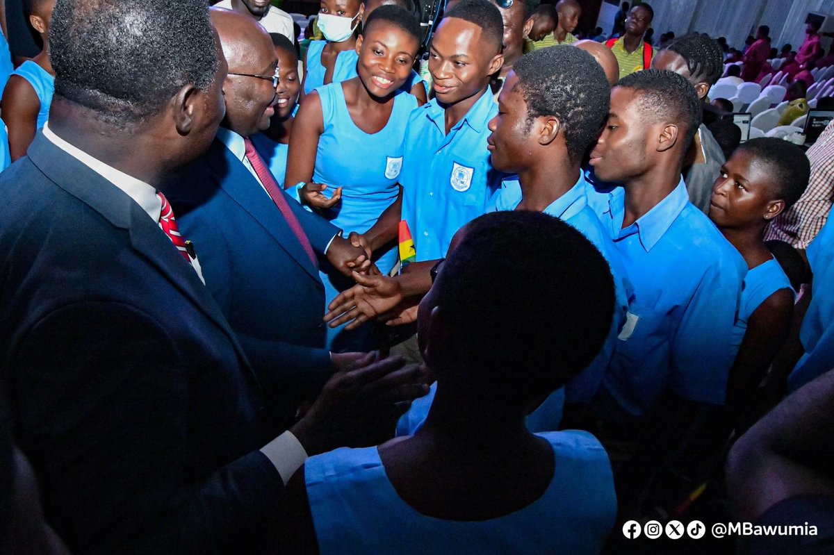 Incoming President @MBawumia Bawumia Writes:

Today, President Nana Addo Dankwa Akufo-Addo outdoored the Ghana Smart School Project popularly known as 'One Student- One Tablet' as I indicated in my address at the 2023 New Year School held at the University of Ghana.