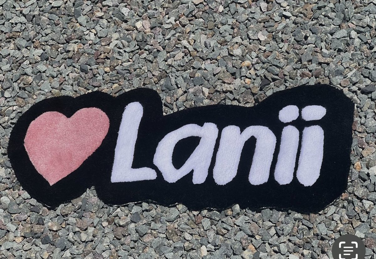 619madee's tweet image. hi!! just a reminder that i make rugs. perfect for housewarming gifts &amp;amp; more!  dm me for a quote💘