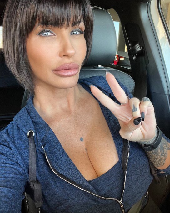 ✌🏼 https://t.co/scrTSnGH7l<a href="/tag/sobeit"class="tags"><span>#sobeit</span></a>