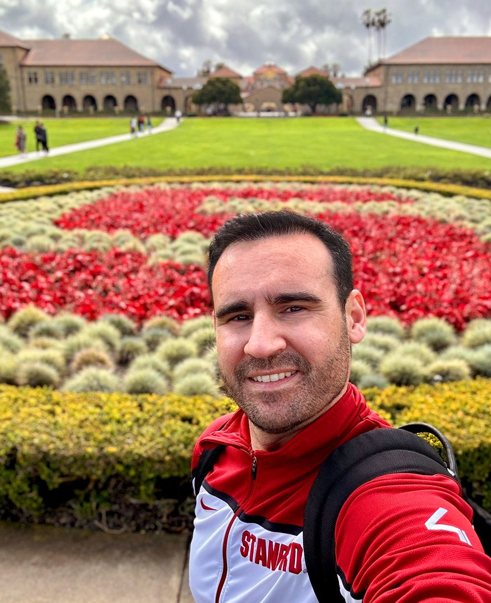Just landed at <a href="/Stanford/">Stanford University</a> where I'll be diving into my PhD research for the next 4 weeks in #AI,  #SpatialComputing and #metaverse  and how those  tech will shape the way we #communicate and #learn. Thanks to <a href="/UCAM/">UCAM Universidad</a> and everyone involved to make this amazing opportunity happen!.