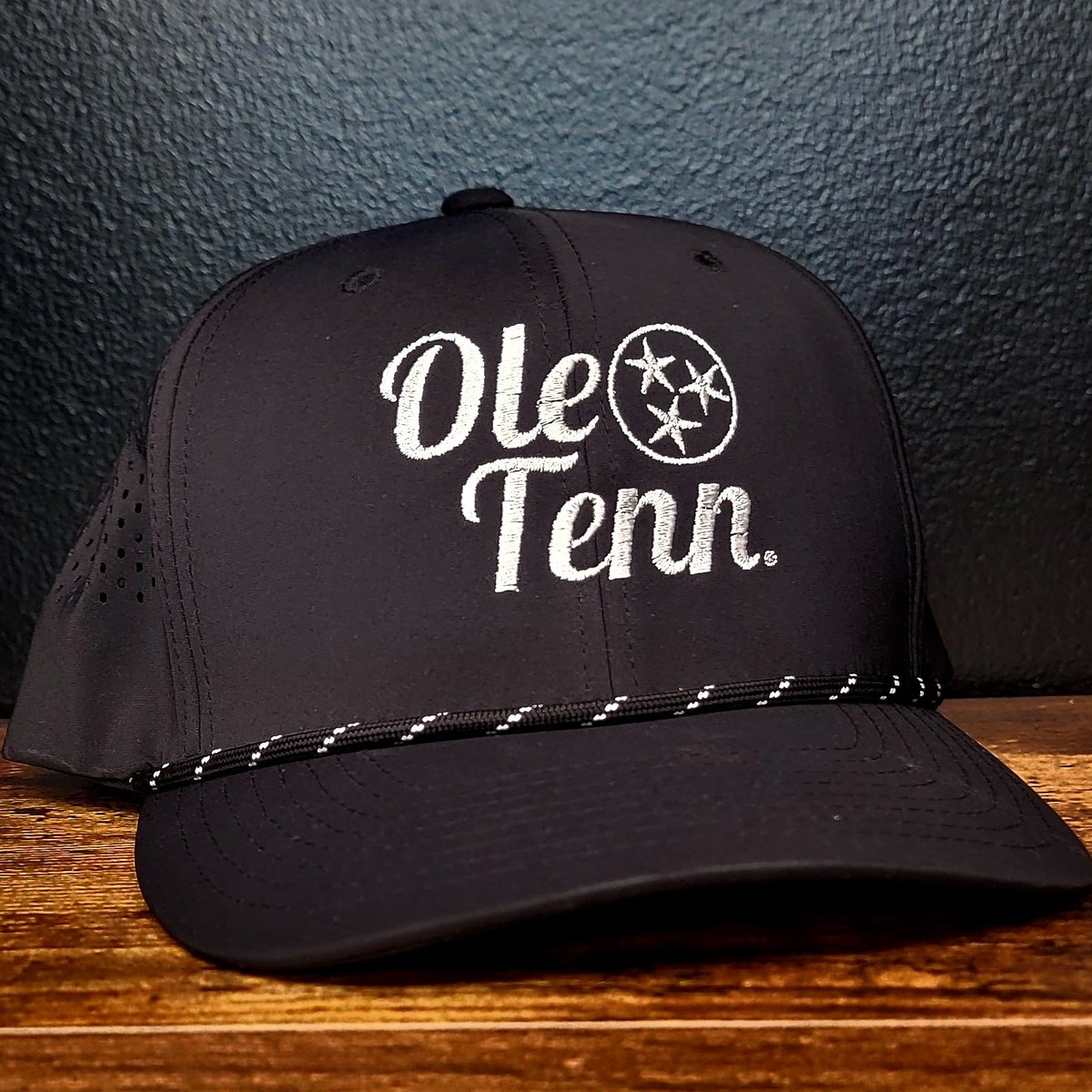 OleTenn's tweet photo. We have a goal of selling 100 of these by the end of the month to help raise money for St. Jude! Let's blow this up and help us give back! https://t.co/DtVu5rbUgk
