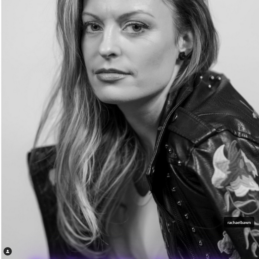 #nowonair on O.F.I. Monday Radio

The O.F..I. Monday Radio Show with D.J. Indi &amp; <a href="/rachaelbawn/">Rachael Bawn</a> our #unsignedartist of the week talking about the track 'Snapshot'

ofimonday.show
mytuner-radio.com/radio/ofi-mond…