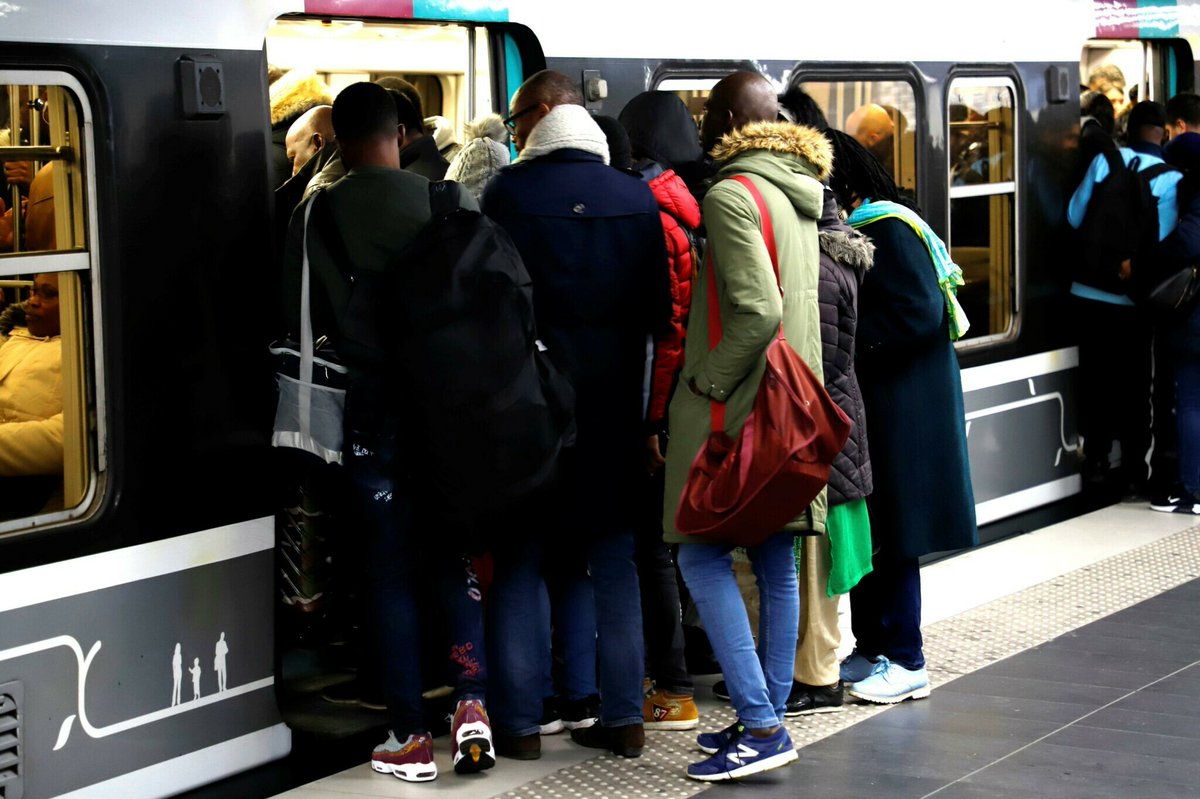 transportsidf's tweet photo. RER C : une nouvelle panne à Paris provoque de fortes perturbations sur la ligne
➡️ https://t.co/AxnNHRmbda https://t.co/KOpFDWFbEN