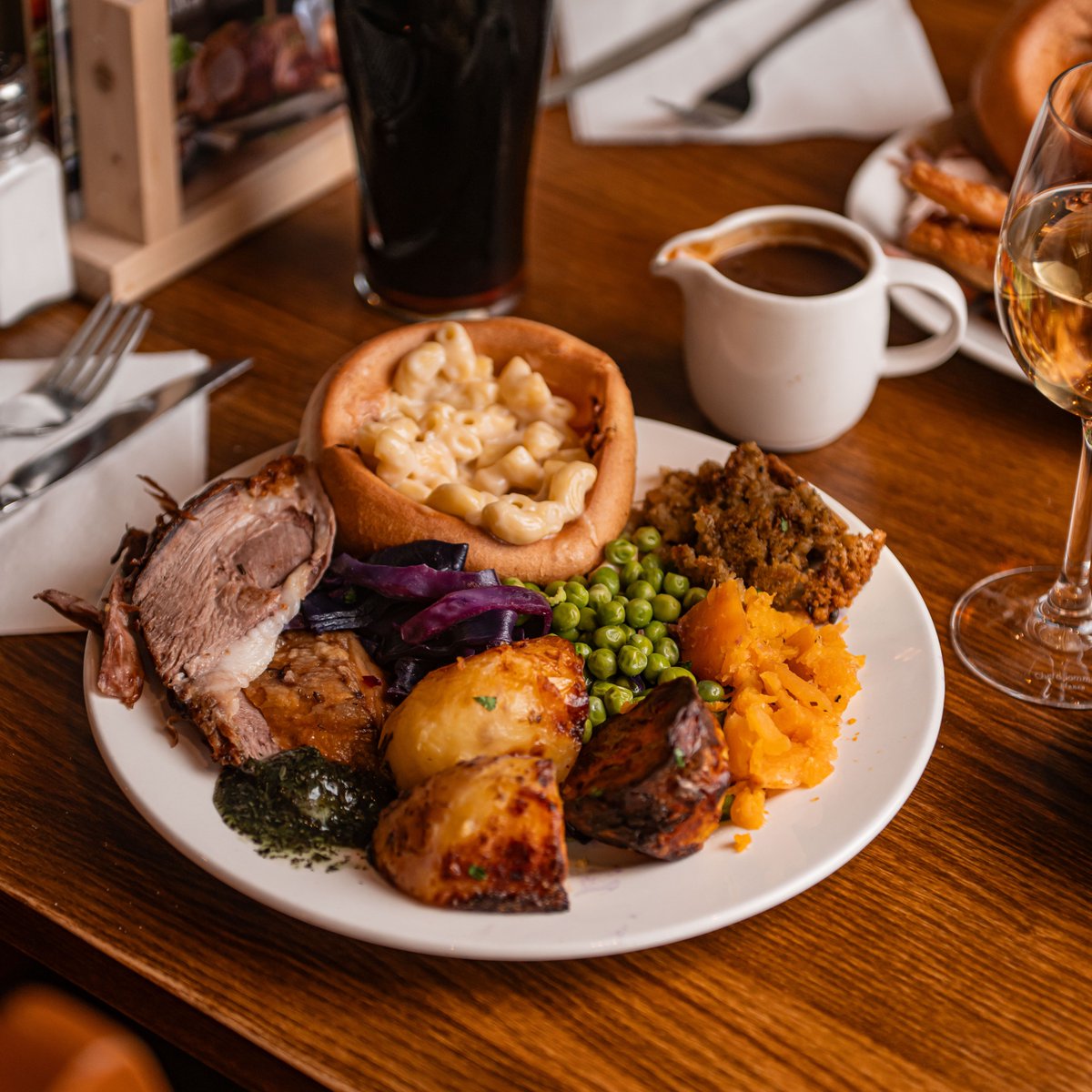 Who's egg-cited for Easter? Roast lamb is available Friday - Monday this bank holiday weekend. Book now: tobycarvery.co.uk/tablebooking#/