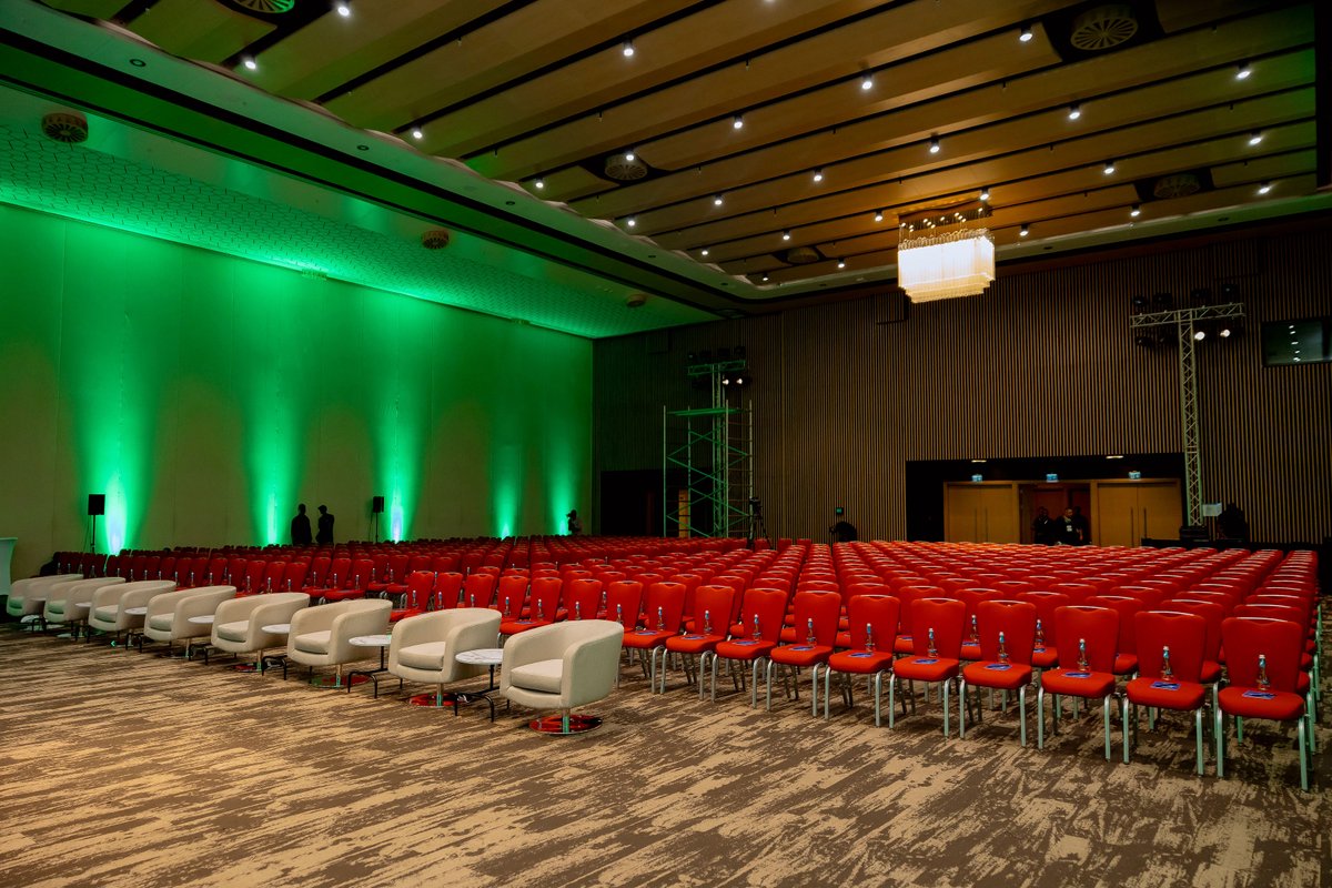 Time's up!!!  Grand opening ceremony tomorrow.

Want the best seat? You snooze, you lose > 8:00am

An immersive set up for productive conferencing > Unleashing a trillion-dollar agri-sector in developing economies

#IBMA2024 #agribusiness #businessmodels #ruralempowerment