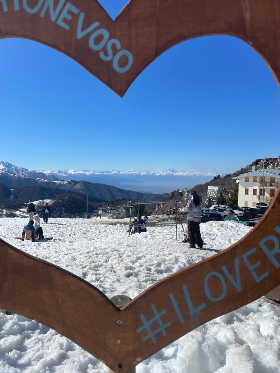 EtoneCollege's tweet photo. Check out some more of the amazing scenery on our Ski Trip! @MatrixAcademyT #Ski24 https://t.co/R8siXZPGFP