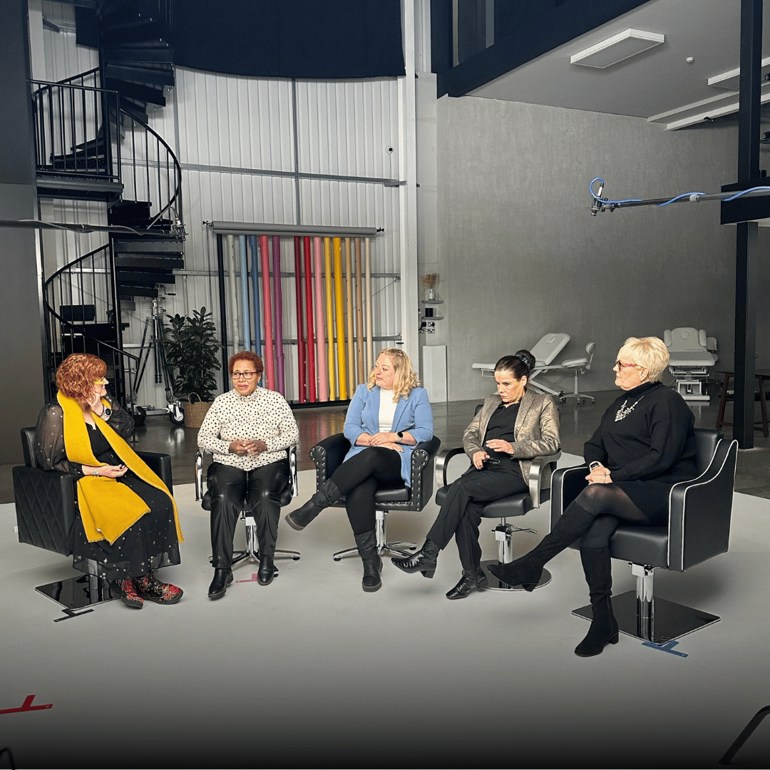 Ever wondered what goes on behind the scenes of our captivating campaign shoots? Here's a sneak peek into the magic! ✨

Shop the collection in-store or online today! loom.ly/hnMTRwU