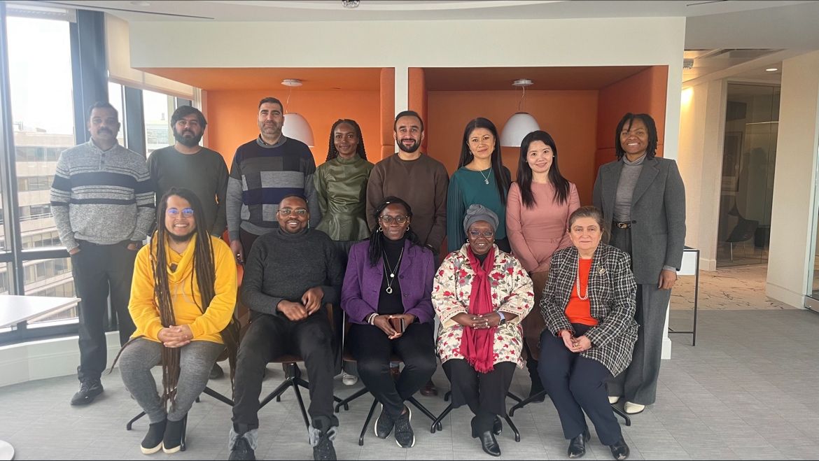 🌍 Dr. Fanta Aw, CEO of @NAFSA, met with #HumphreyFellows from American University to discuss technology, security, democracy, and cultural exchange. The meeting showcased NAFSA's global education role and emphasized the importance of fostering global understanding💡#NAFSA