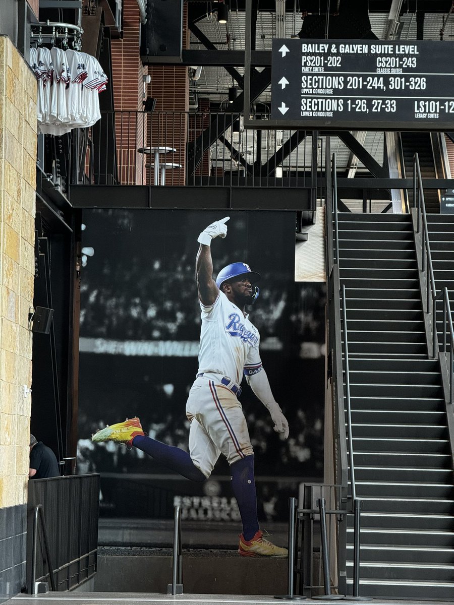 Rangers__Nation's tweet photo. The Rangers added some new art installations to Globe Life Field 👀

Via @_abigaiiiil https://t.co/tNXw1qfQV7