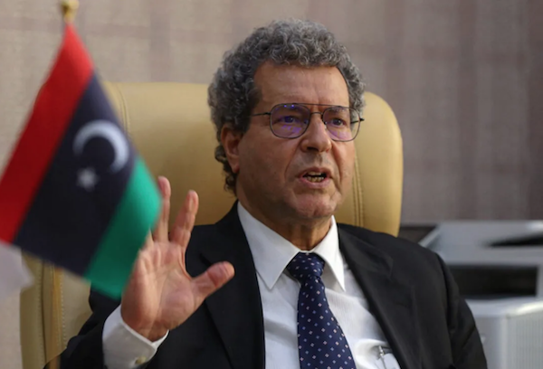 Tripoli | Oil Minister suspended from work for investigation

Head of the Libyan Administrative Control Authority, Abdullah Qadirbuh, has issued a decree suspending the Oil Minister of the...

Read more:
libyaupdate.com/tripoli-oil-mi…

The #Libya Update