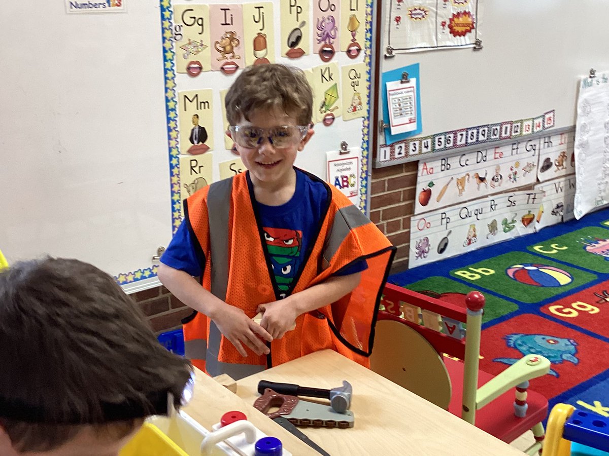 Mrs. Pearsall tweet media