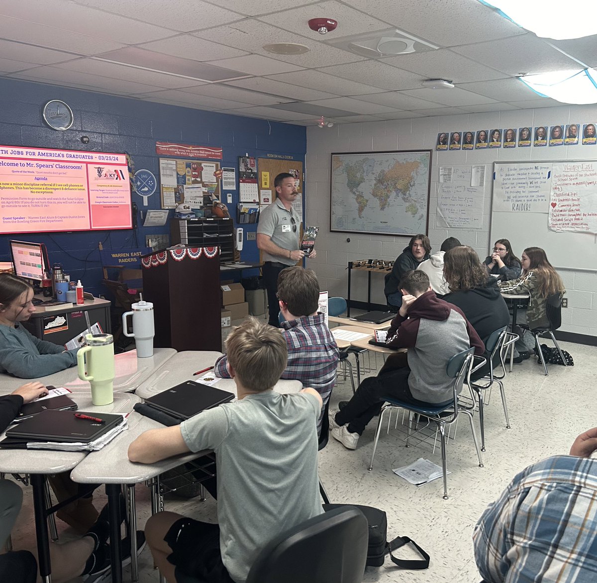 We welcomed in @WEHSRaiders Alum & Captain Dustin Jones from the @bgkyfire today to discuss valuable soft skills, how to build your resume, and how to become a firefighter. #JAGKY 🔴⚪️ @JAGkentucky @JAGnational