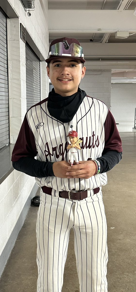 @argobaseball JV looks to bounce back tomorrow at home against Kennedy at 11. Highlights from the last two games include: 
Game 1: Matthew Mateyack 2.0 IP 5Ks
Game 2: Luis Ochoa 1.1 IP 3 Ks
Both individuals won “Big Klu” Player of the Game for their efforts. #CommitOvercomeGrow